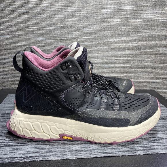 New Balance Black and Pink Athletic Shoes - Picture 6 of 16